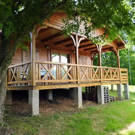 Toilé Avec Terrasse, Pour 6 Personnes à - Api-1-52-1487 Camping