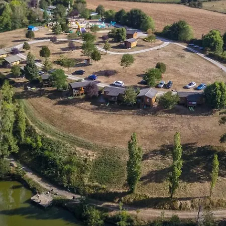 Toilé Avec Terrasse, Pour 6 Personnes à - Api-1-52-1487 Camping *