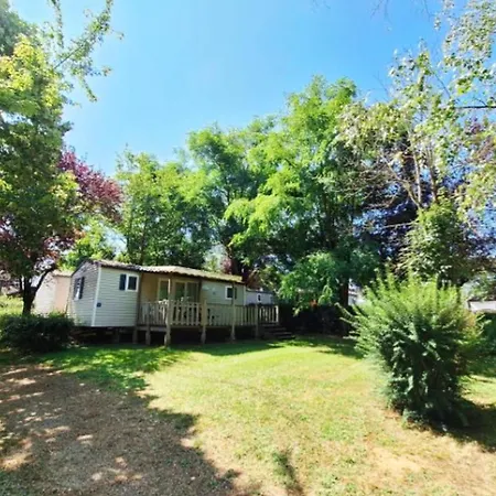 Toilé Avec Terrasse, Pour 6 Personnes à - Api-1-52-1487 * Naucelle