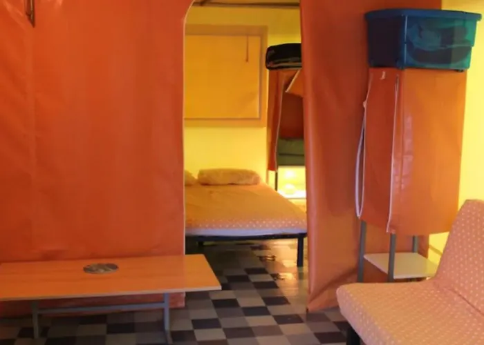 Toilé Avec Terrasse, Pour 6 Personnes à - Api-1-52-1487 Campeggio