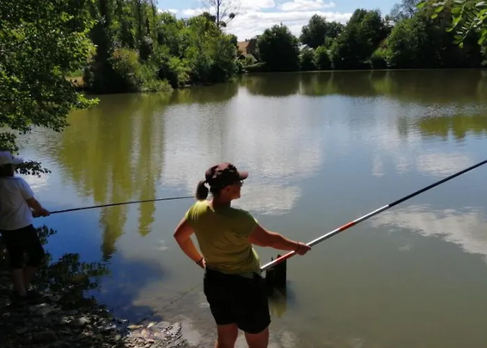 Toilé Avec Terrasse, Pour 6 Personnes à - Api-1-52-1487 Campeggio *